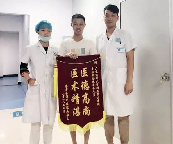 中国医师节——唯有生命不可辜负，感恩“医”路与您同行！